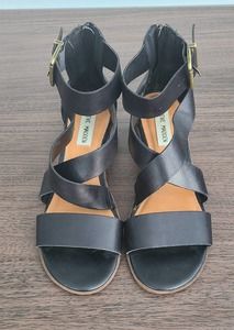 Steve Madden Raeleen Black Strappy Chunk Sandals Women's 7M